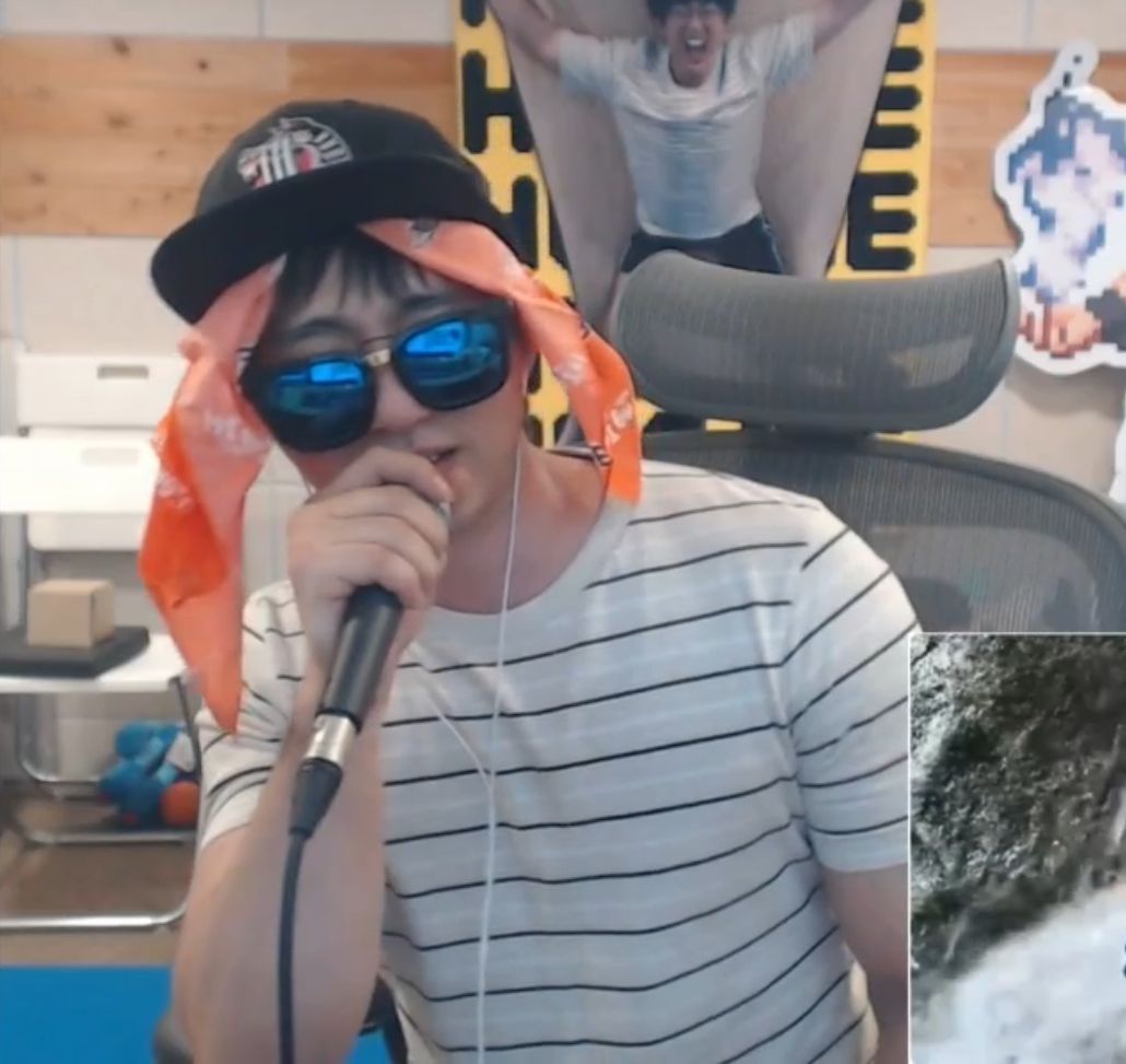 userThumbnail
