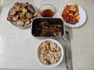 /u/2qs3v66lj5ajat6Y0uj4CxAckBB2/images/1777634139193_3b218a21-2b8a-4b53-a4ca-9c12904eb21b.jpg