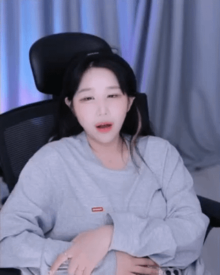 /u/2yC5H7ey5oXYbd64LRSxHXaNcB23/images/1777701380609_529cc1d4-c075-406f-9d65-55a552a1c5e8.gif