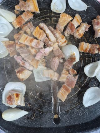 야메롱 돼지쨔응
