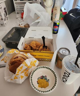 /u/ZV8FFV8exMe8lS42zLM1Ie3XWDT2/images/1759056290985_31546db4-f89f-4149-8d8a-8accd6559d22.jpg
