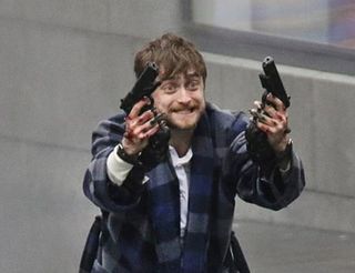 (유머) 아킴보 다니엘 크로스 포즈를 취하는 땃쥐